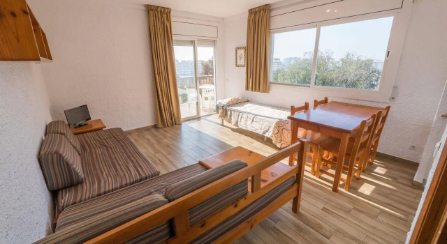 Apartamentos AR Muntanya Mar, Забронировать Апарт-отель Отели в центре Бланес, в центре