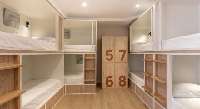 Кровать в общем номере (в некоторых номерах нет окна) Cats Hostel Córdoba