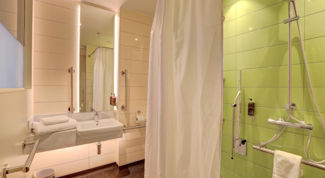 Двухместный номер для гостей с ограниченными возможностями Hub By Premier Inn London Westminster - Westminster Abbey