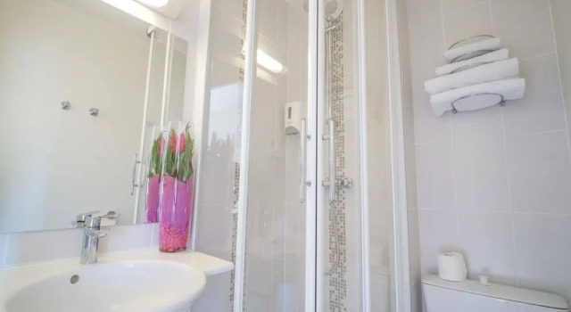 Семейный номер Standard Hôtel Inn Design & Restaurant Sedan