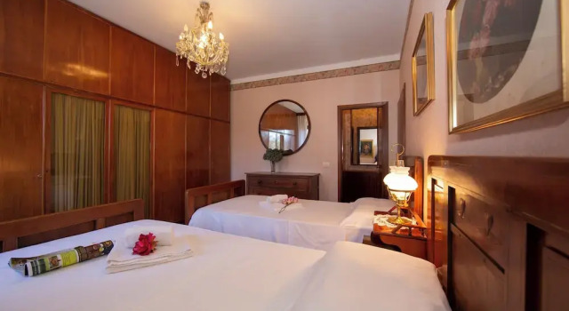 Семейная вилла с балконом Villa La Verbanina Private Garden