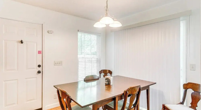 Cozy Brunswick Home: 13 Mi to St Simons Island!, Varaa Lomakoti Brunswick 