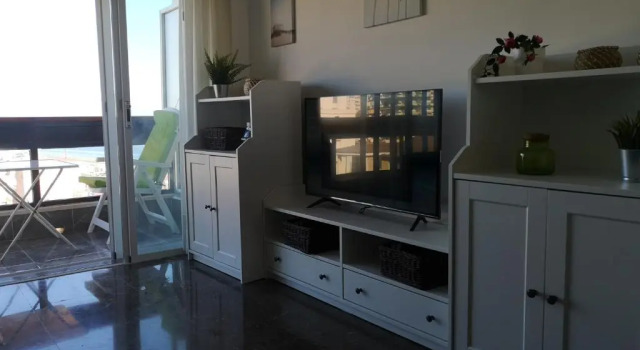 APARTAMENTO 1ª LINEA PLAYA GARAJE PISCINAS TERRAZA