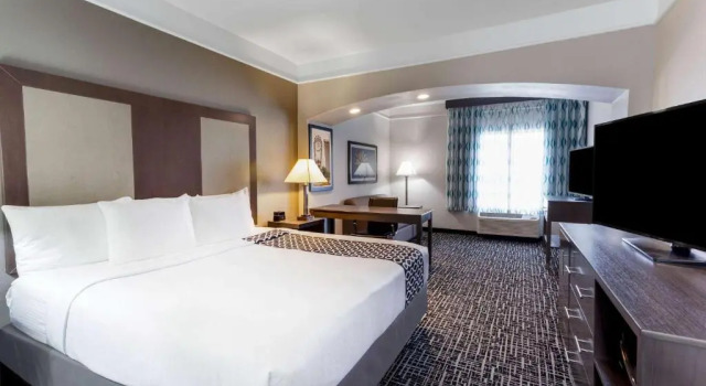 Номер Standard La Quinta by Wyndham Seguin