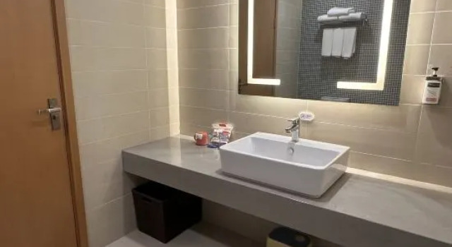 Трёхместный люкс Holiday Inn Express Zhengzhou Zhengdong by IHG