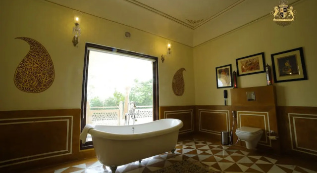 Люкс с балконом The Vijayran Palace by Royal Quest Resorts