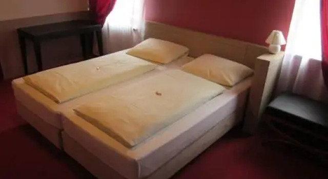 Hotel Alte Krone, Reserva ahora Hotel Hoteles en Baden-Wurtemberg con aparcamiento, Aparcamiento