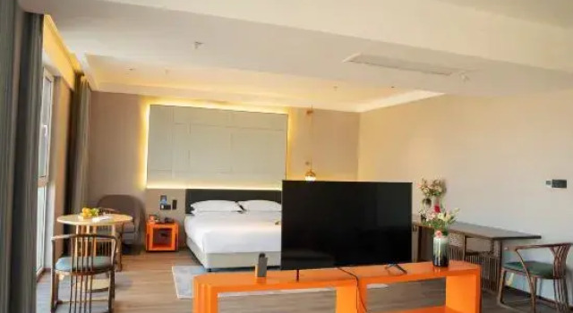 Двухместный люкс Business Elong Mechar Hotel (Yancheng Funing Bus Station)