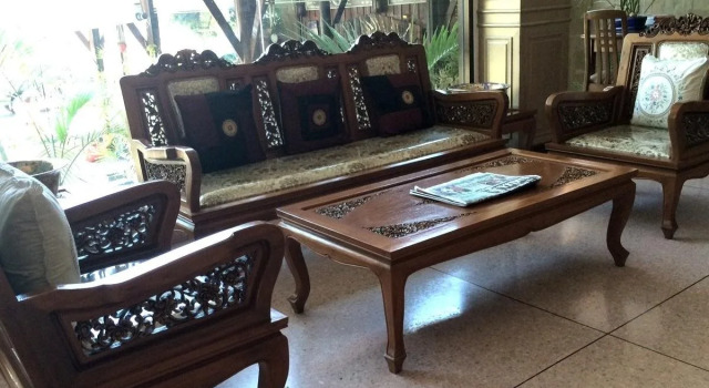Sri Ayutthaya Thanee Hotel, Rezervovat Hotel Hotely v Central Thailand s parkováním, Parkování