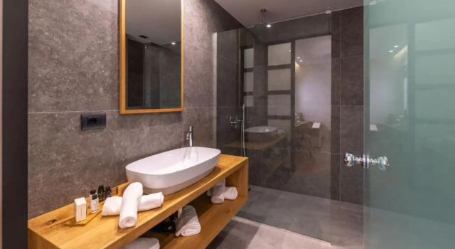 Трёхместный номер Standard с частичным видом на море Glow Boutique Hotel & Suites