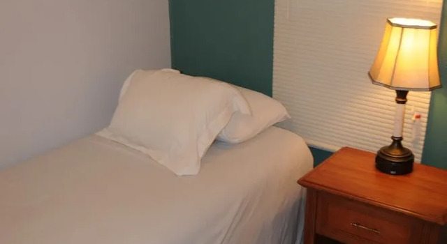 Yellowstone Motel - Adults Only