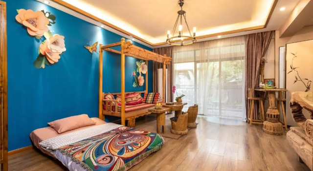 Полулюкс Hidden Garden Inn (Airport Transfer)
