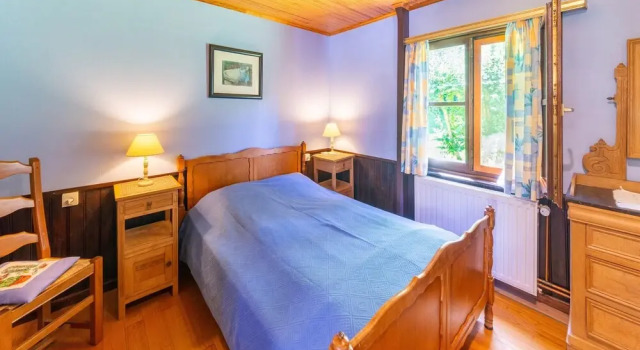 Charming Chalet in Vielsalm, Забронировать Шале Виллы Land of Vielsalm and Gouvy, Вилла
