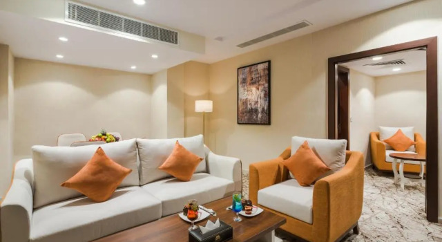 Люкс Superior Tulip Plaza Hotel
