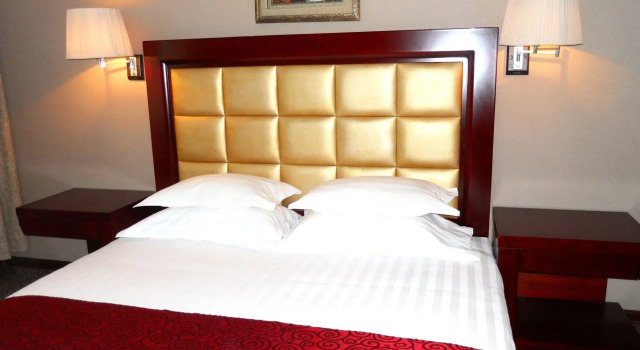 New West Hotel