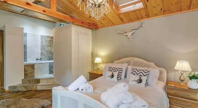 Charlesworth Lodges, Rezervasyon Otel Merseyside otoparklı oteller, Otopark