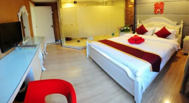 Люкс Deluxe Wuhu Business Hotel