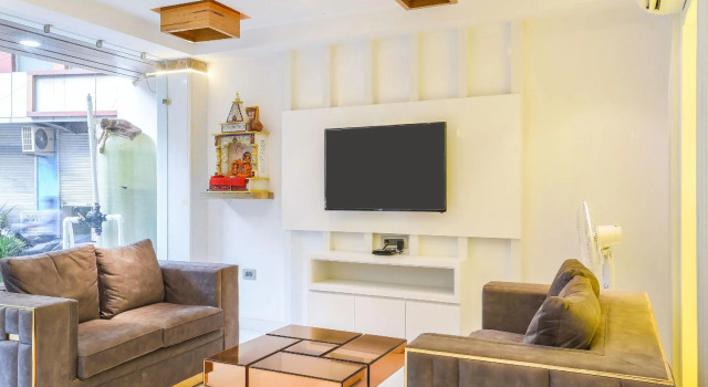 Capital O 16131 Mohit Guest House
