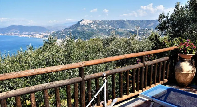 Апартаменты с видом на море Bellezza In Cilento Panoramic Apts