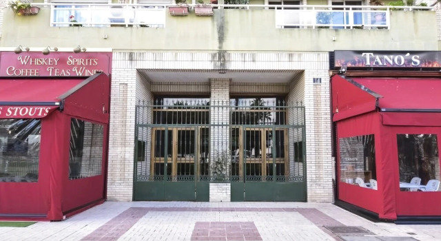 Letmalaga West Beach, Забронировать Апартаменты/квартира Отели Малаги с парковкой, рядом с Автобусный вокзал Malaga, Парковка