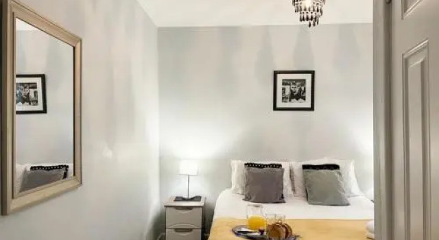 Berkeley  Apartment, Varaa Huoneisto Asunnot kohteessa Merseyside, Huoneisto