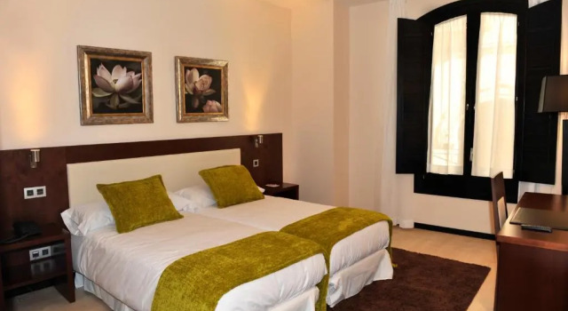Трёхместный номер Standard Hotel Don Felipe