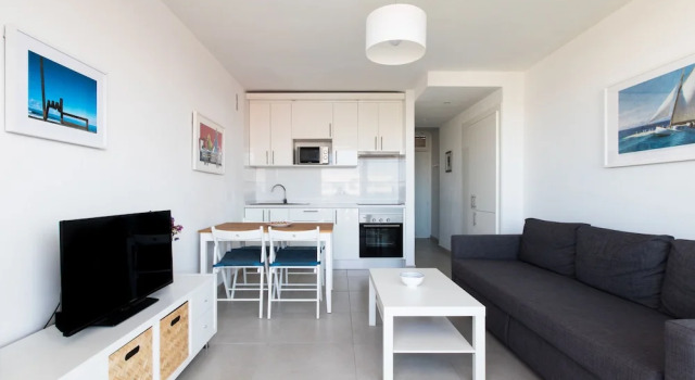Tenerife South Shore Apartament, Coastal Lifestyle