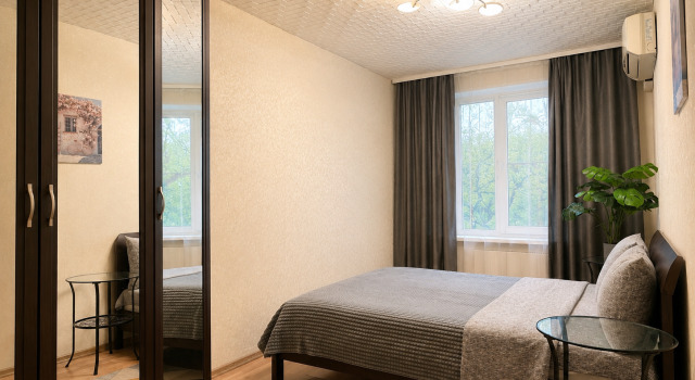 Cozy one-bedroom apartment near the metro, Book Apartment Moscow Russia