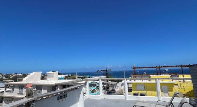 Ocean Breeze Rooftop, Rezervovat Rekreační dům Chaty v Isabela, Chalupa