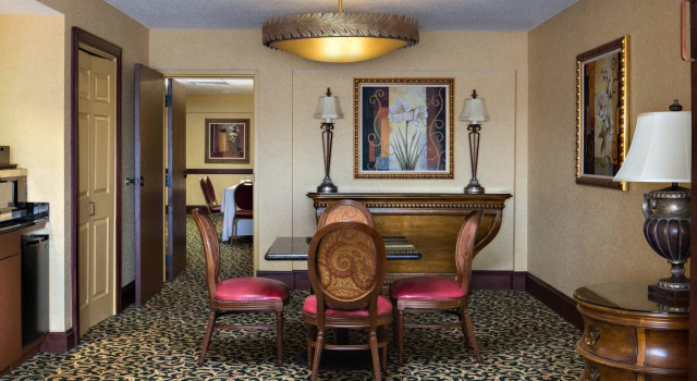 Doppel Suite Radisson Hotel Cedar Rapids