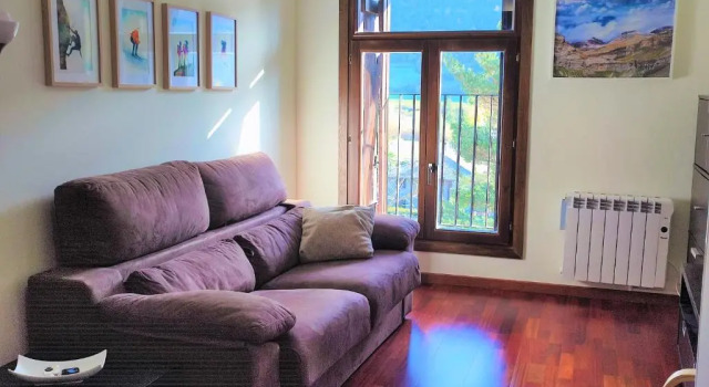 Apartamento Kerkus Alba, Book Apartment Hotels in Aragon with Parking, Parking
