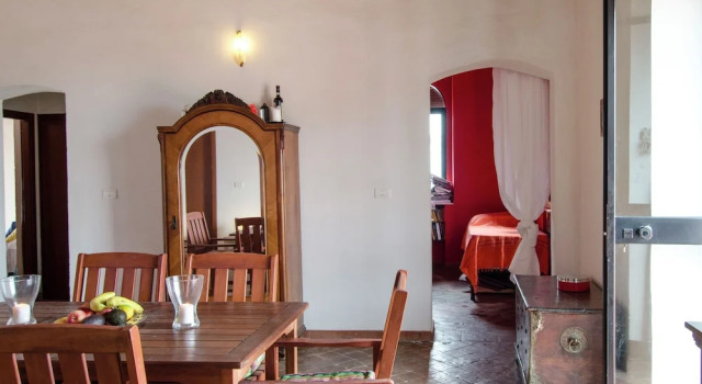 A Detached Country House, With a Splendid View, Забронировать Отель Отели Карлентини с бассейном, Бассейн