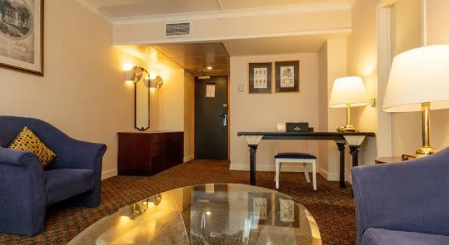 Одноместный люкс Business Grand Skylight Hotel Royal