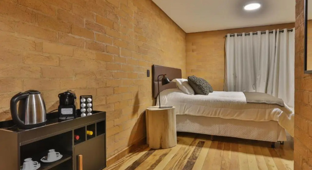 Номер Deluxe DOM Hotel