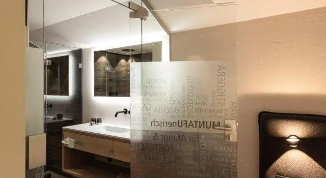 Двухместный номер Standard с балконом Hotel Bradabella - Montafon
