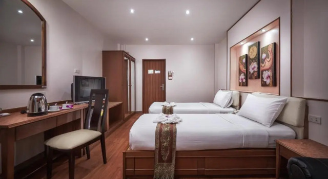 Двухместный номер Standard KC Place Hotel Pratunam