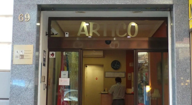 Hostal JQC Ártico, Varaa Hotelli SPA-hotellit kohteessa Madridin maakunta, SPA