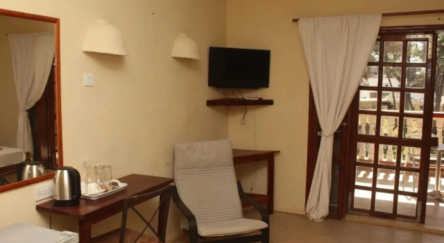 Номер Comfort Lemon Creek Hotel Resort