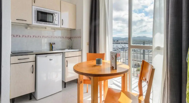 Студия с видом на море Aparthotel Vibra del Mar