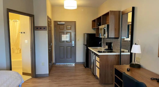 Четырёхместный люкс Candlewood Suites Grand Junction by IHG