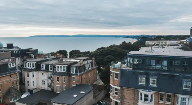 Апартаменты Westcliff Penthouse