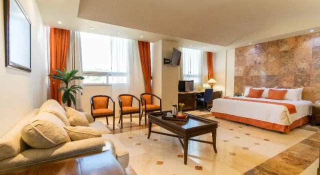 Люкс Hotel Poza Rica Centro