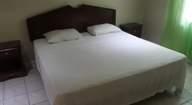 Двухместный номер Comfort с балконом и рядом с пляжем Pinneys Beach Hotel Nevis