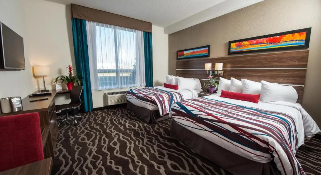 Четырёхместный номер Standard Encore Suites by Service Plus Inns