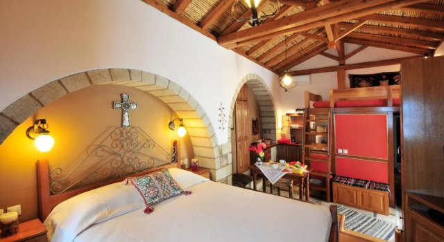Студия Izambo Guesthouse