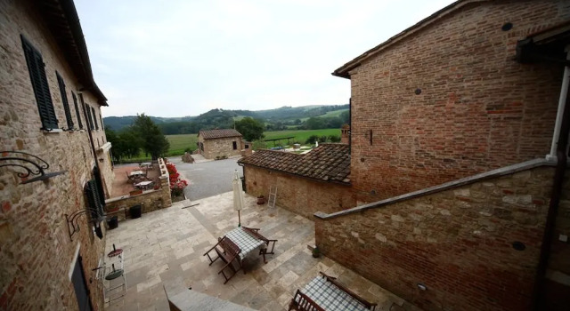 L'Antico Ritrovo, Забронировать Отель Отели Ашано с парковкой, Парковка