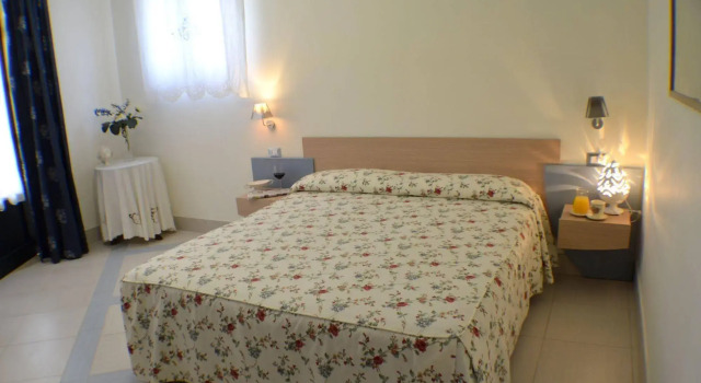 Masseria Asciano, Book Hotel Hoteller i Ostuni med morgenmad, Morgenmad