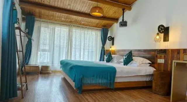 Люкс Ci Hu Ju Art Hotel