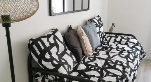 Studio cosy et rénové à 2 pas gare Reims Centre - Rue, Rezerwuj Hotel Reims Champagne