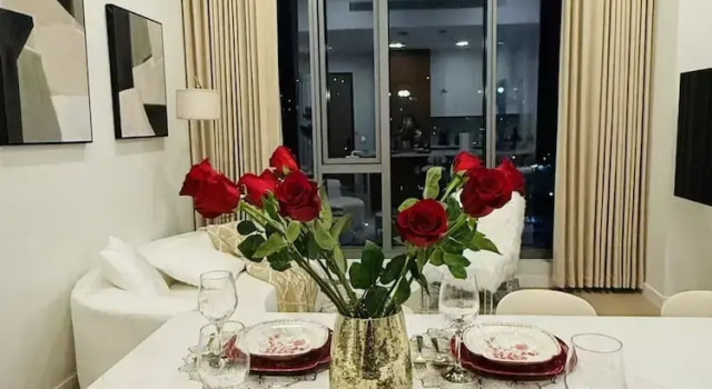 New Luxury Penthouse w Pool Gym in Flushing